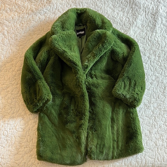 Apparis Green Puffer Jacket Cozy Plush Design - Picture 2 of 7